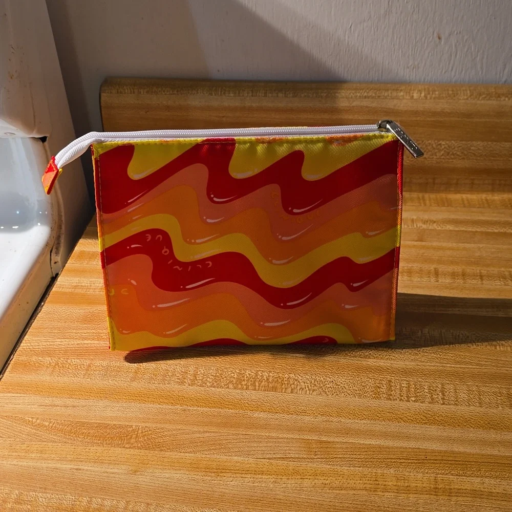 Clinique Cosmetic Makeup Pouch NWOT Red Orange Yellow Wave Pattern‎